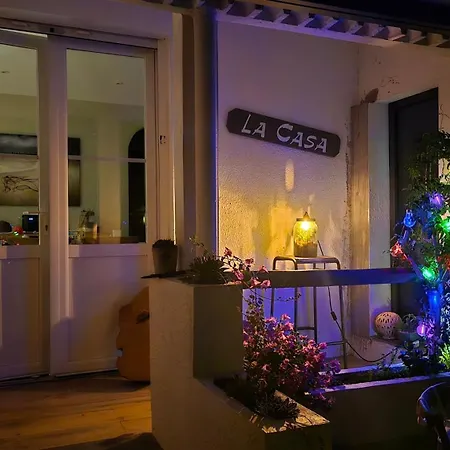 La Casa Neo * 斯特拉海滩